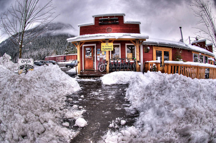Pemberton Bike Co Ski & Cycle store front in the Winter